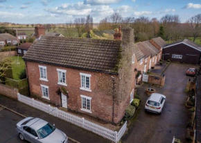 The Farmhouse at West Drayton Farm